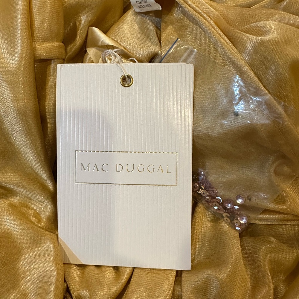 Mac Duggal Sleeveless V-Neck Embellished Beaded Gold Nude Column Gown Size 16 - Picture 7 of 10